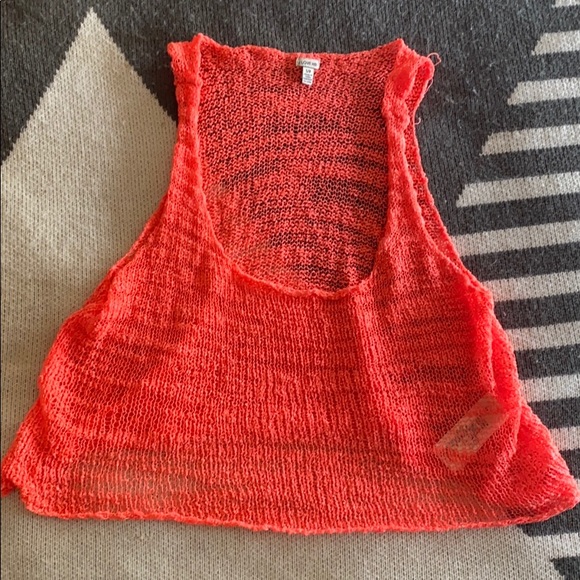 Pink/red Net style tank top - Picture 1 of 3